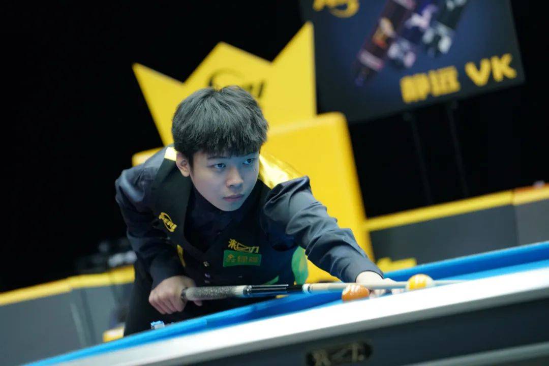 上演了一场 上演了一场